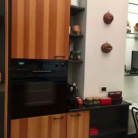Tertulliano 35 * Milan